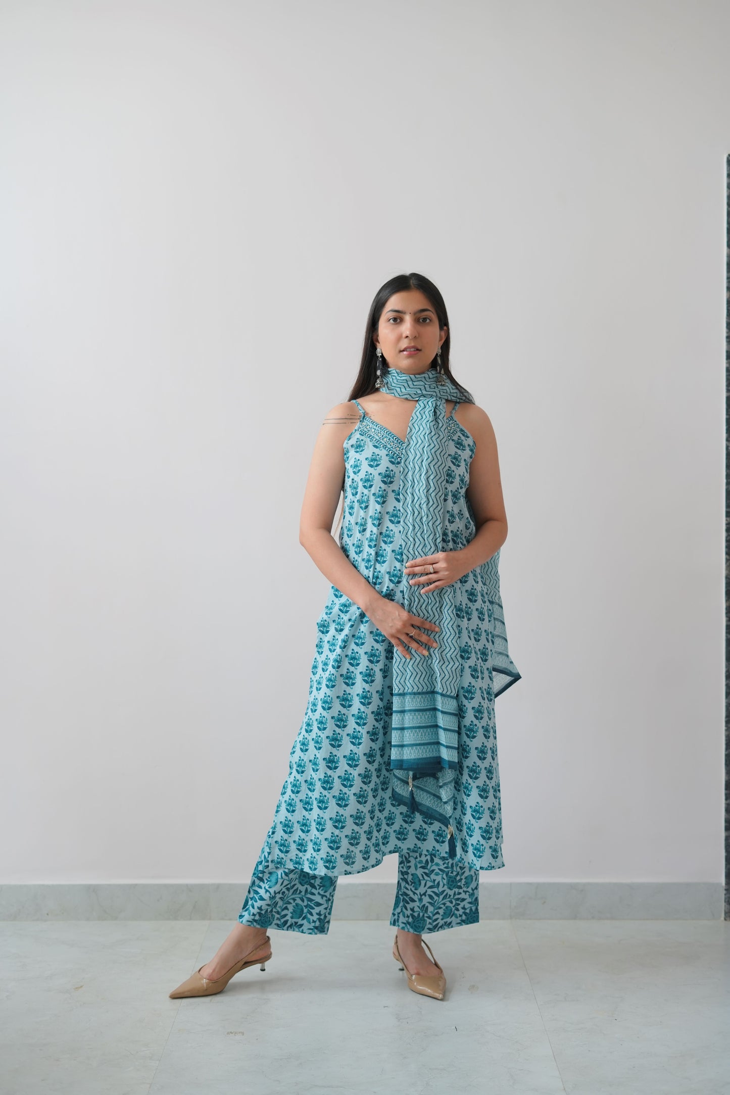 Sleeveless Blue Set