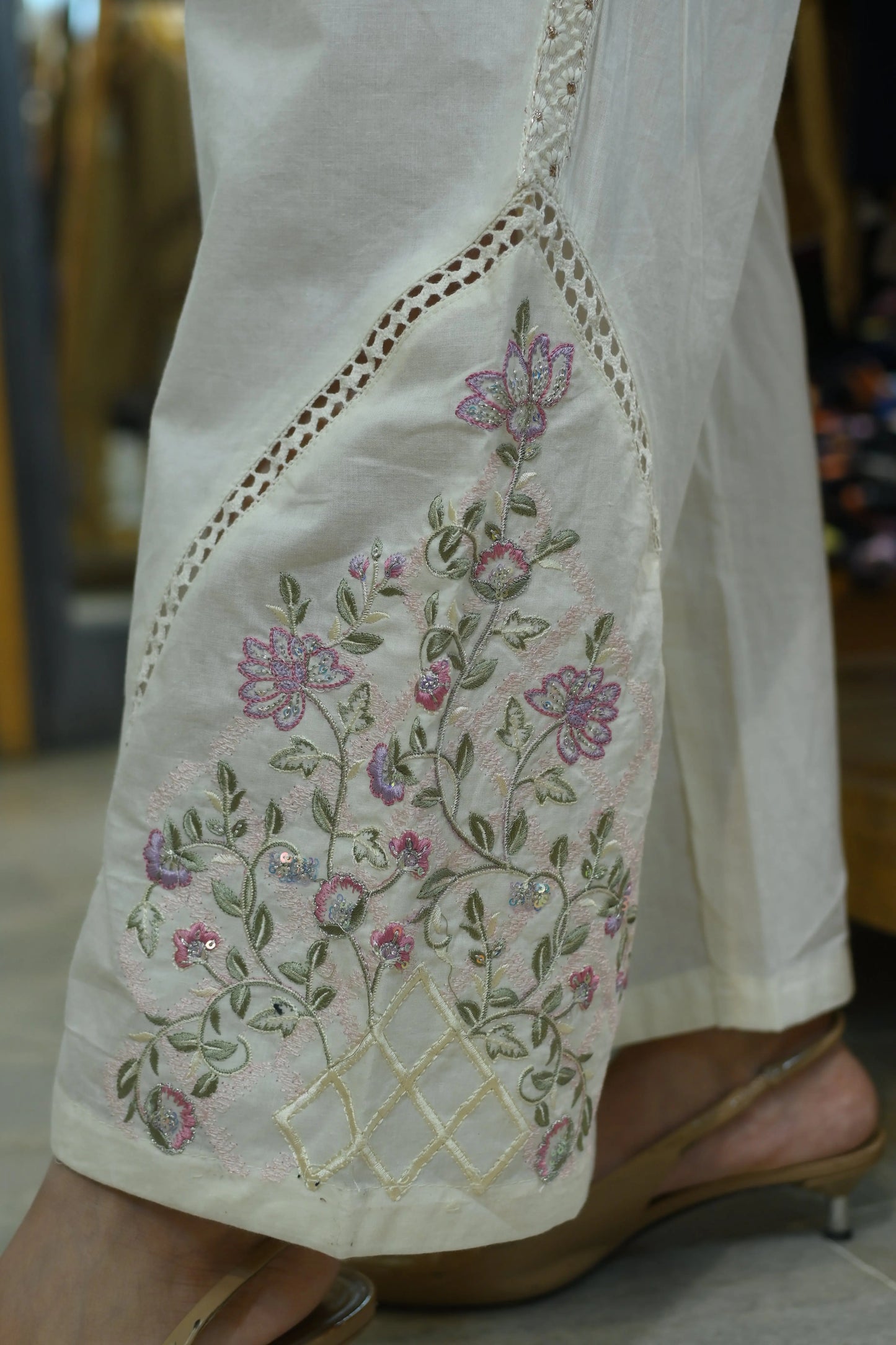 White lace coord - TBFO