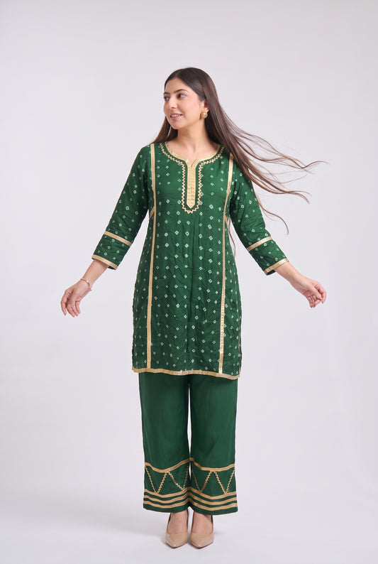 Tbfo Bandhu Embroidered Kurta & Pant Set