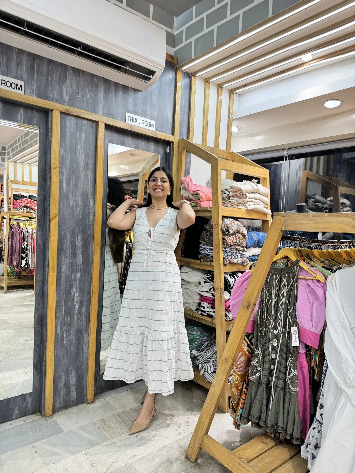 Linen line dress - TBFO