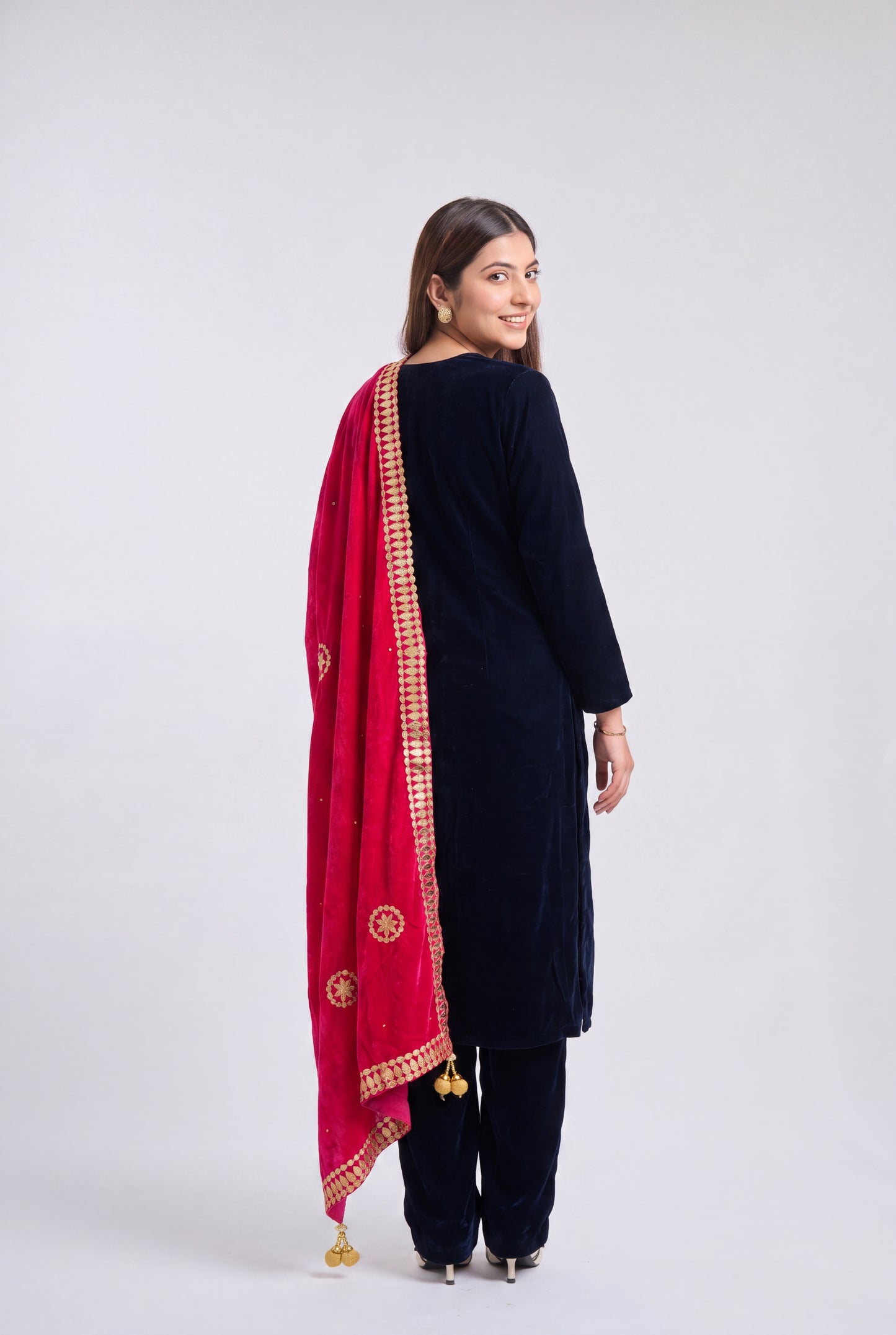 Tbfo Neelkamal Velvet Suit