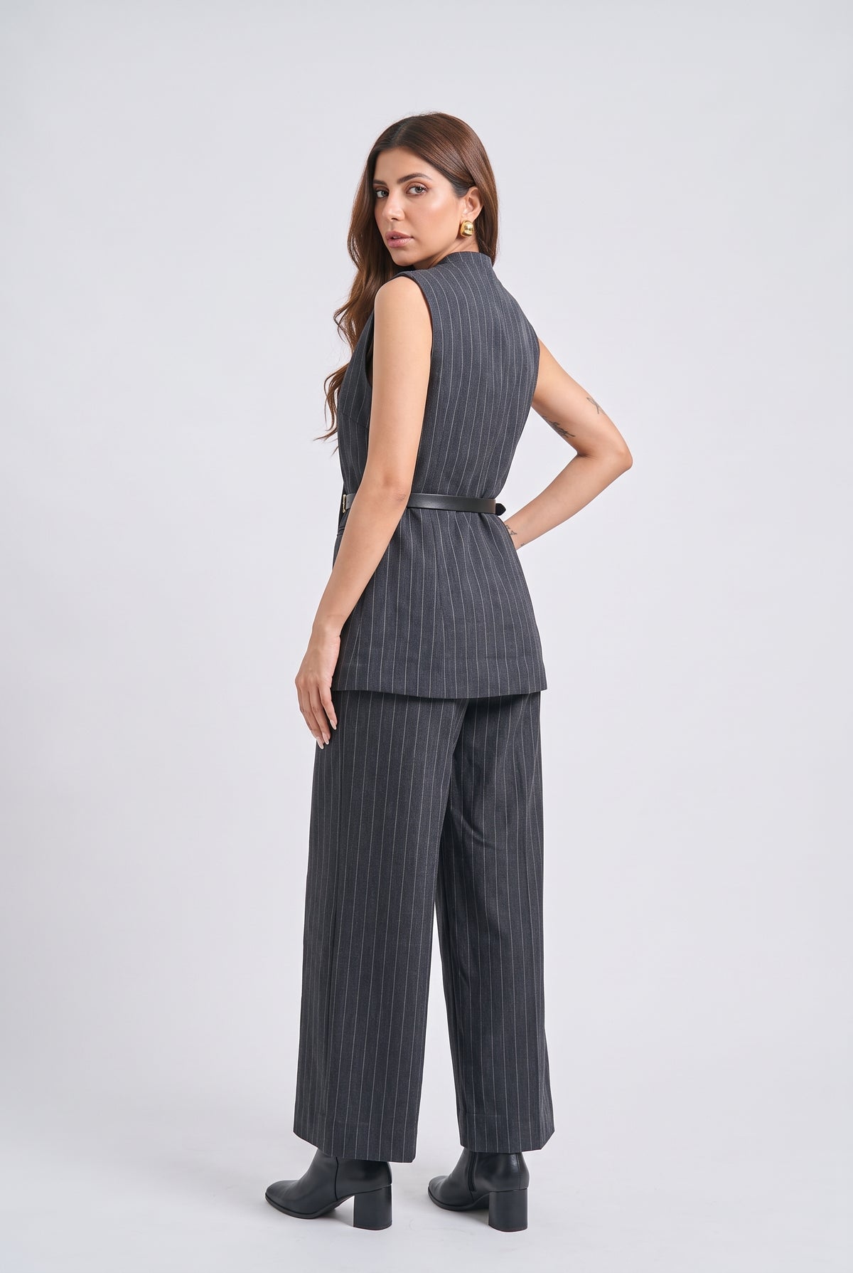 Tbfo The Good Wife – Elegant Pinstripe Vest & Wide-Leg Pant Set