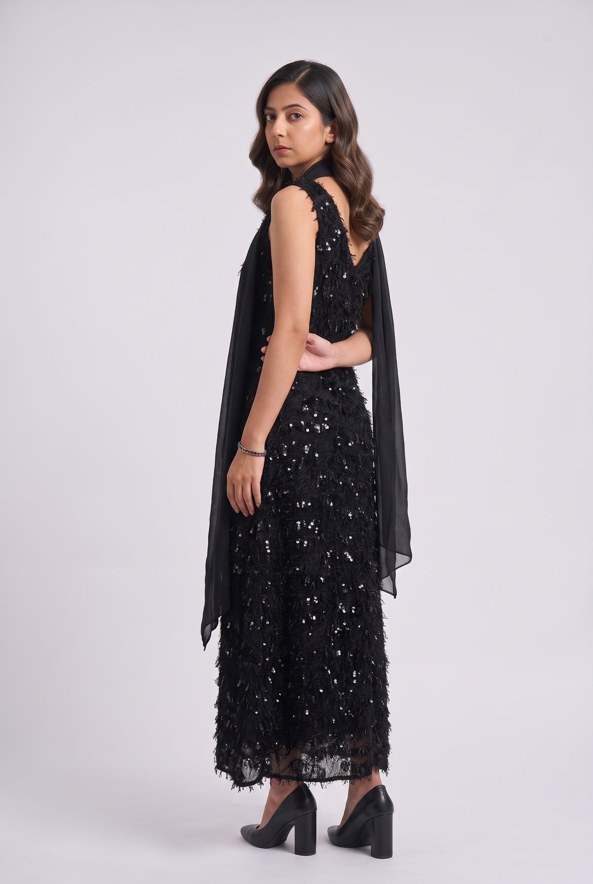 Tbfo Kareena Style – Elegant Embellished Dress