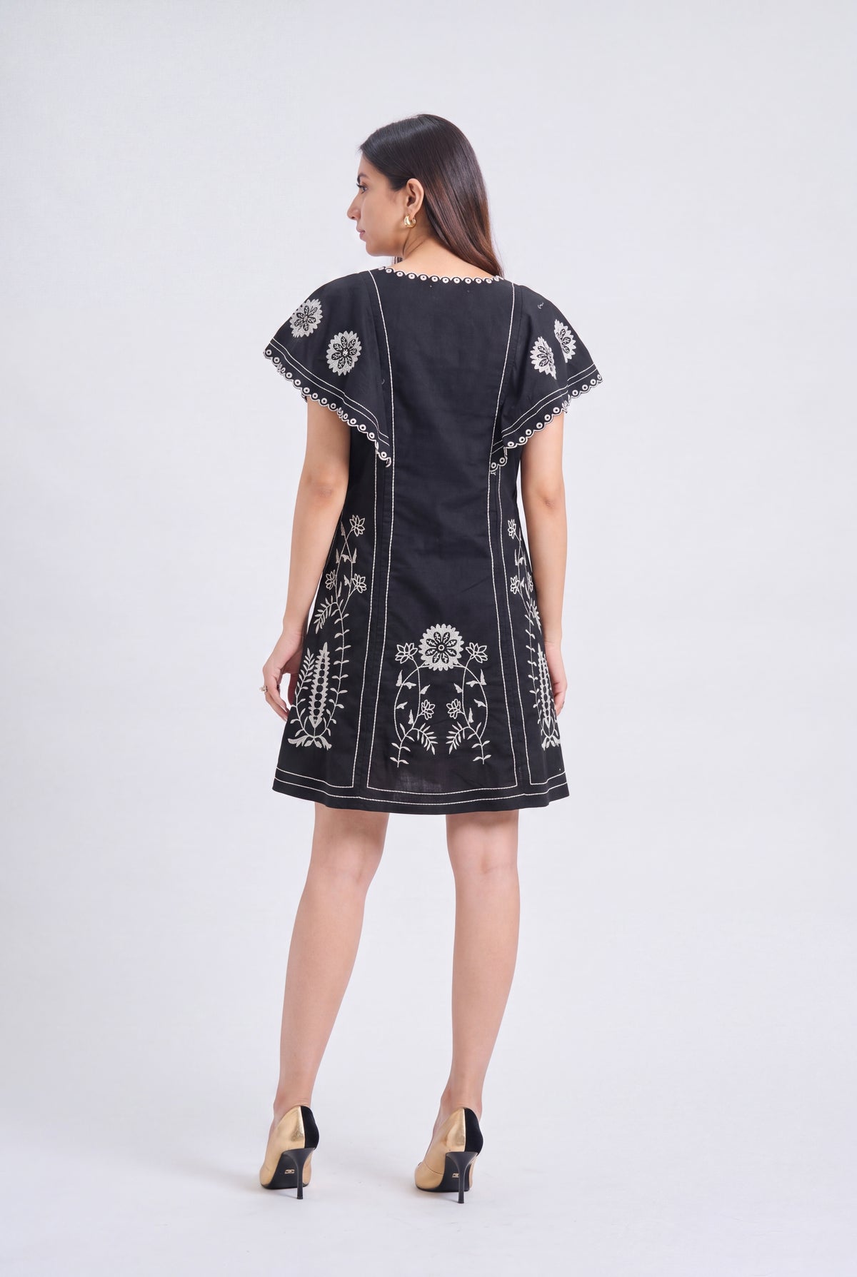 Tbfo Baby Soap Black Short Dress