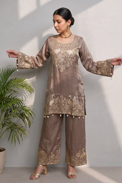Tbfo Chandi Mor Embroidered Kurta & Pant Set
