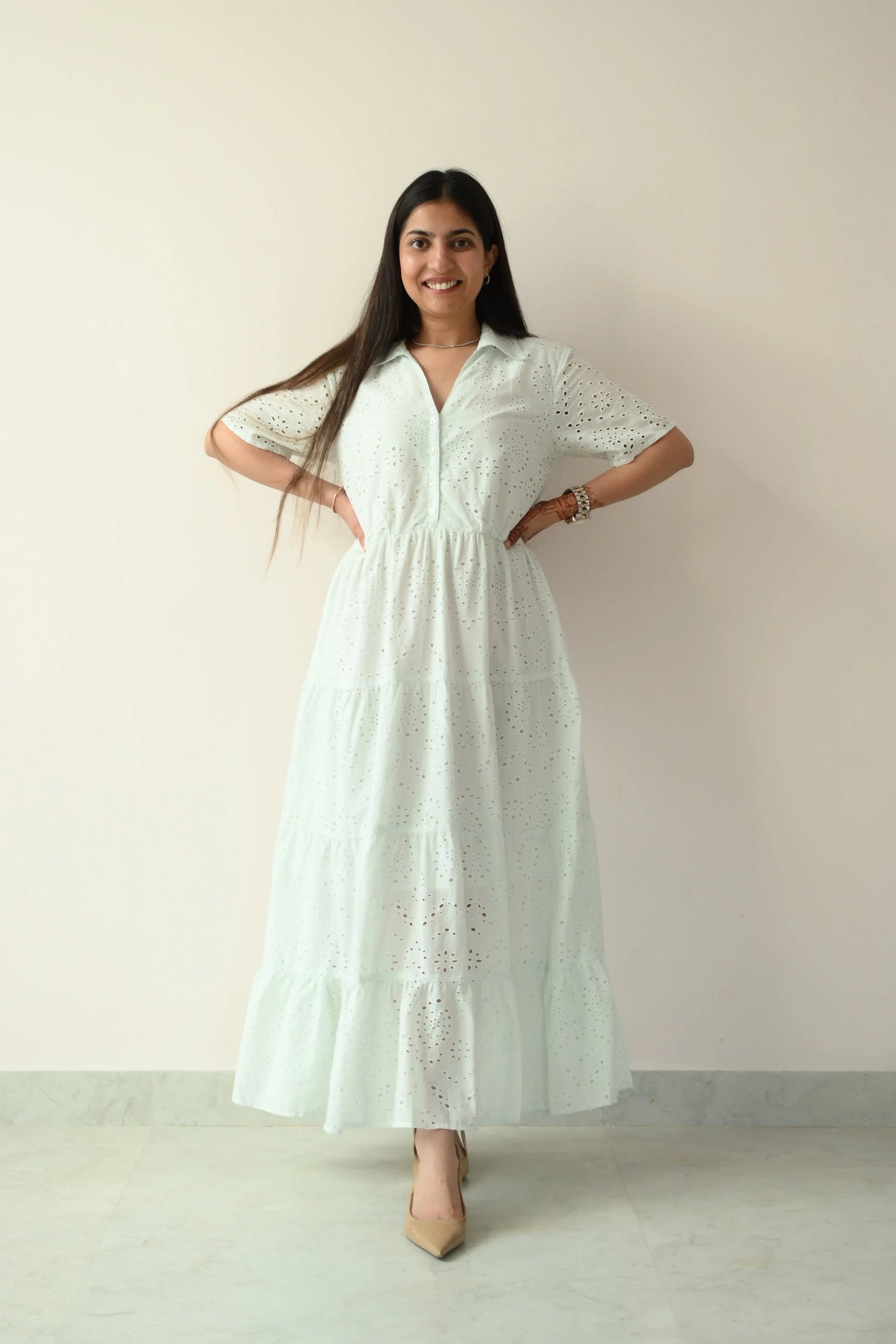 Light schiffli dress - TBFO