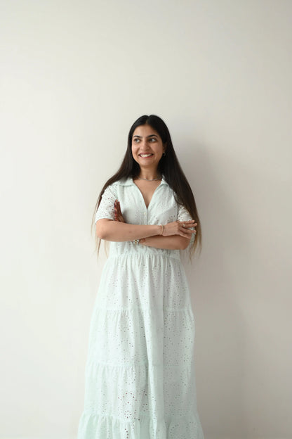 Light schiffli dress - TBFO