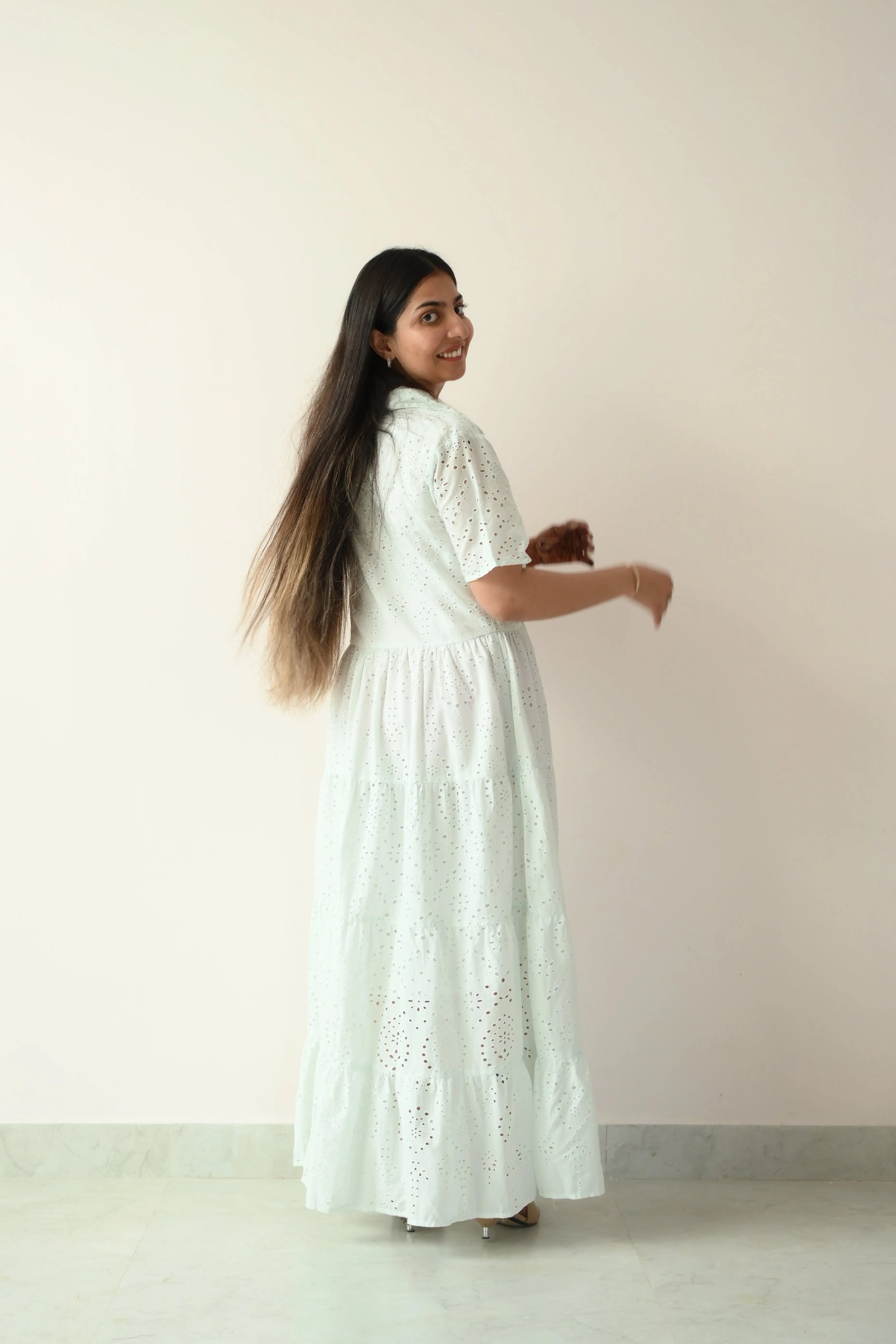 Light schiffli dress - TBFO