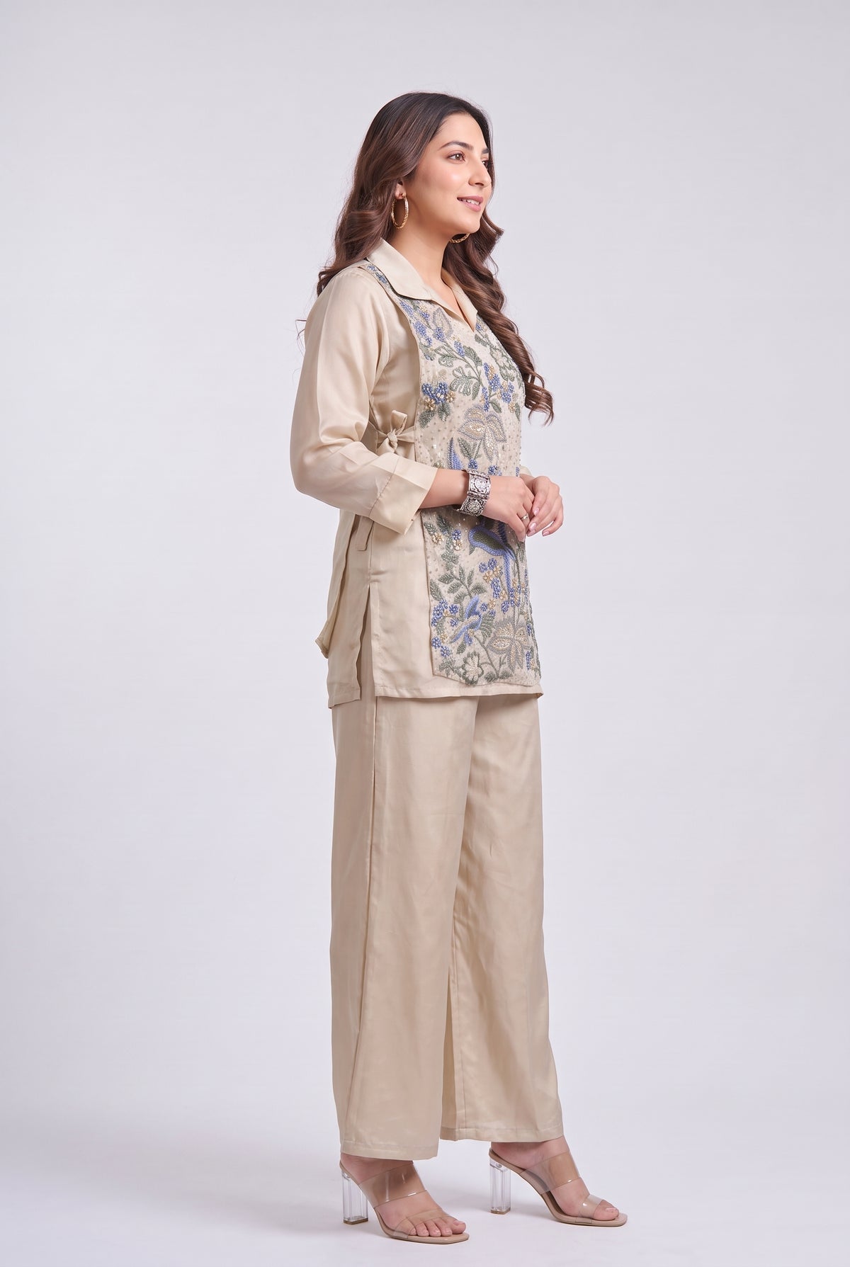 Tbfo Parinda ivory coord set