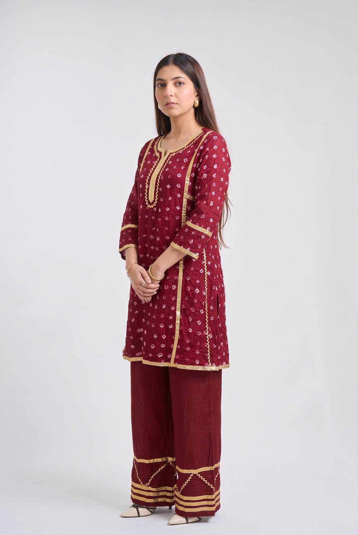 Tbfo Bandhu Embroidered Kurta & Pant Set