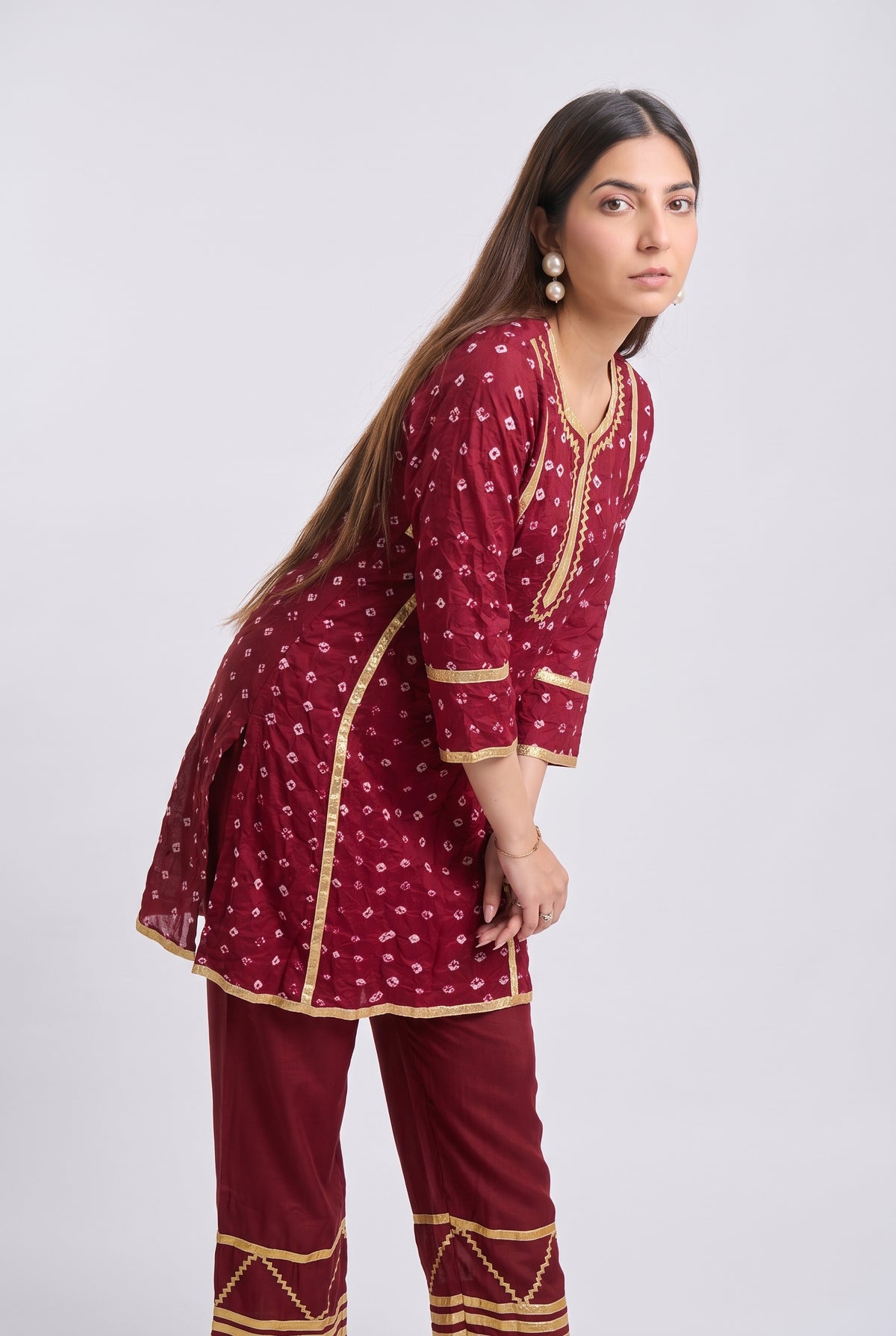 Tbfo Bandhu Embroidered Kurta & Pant Set