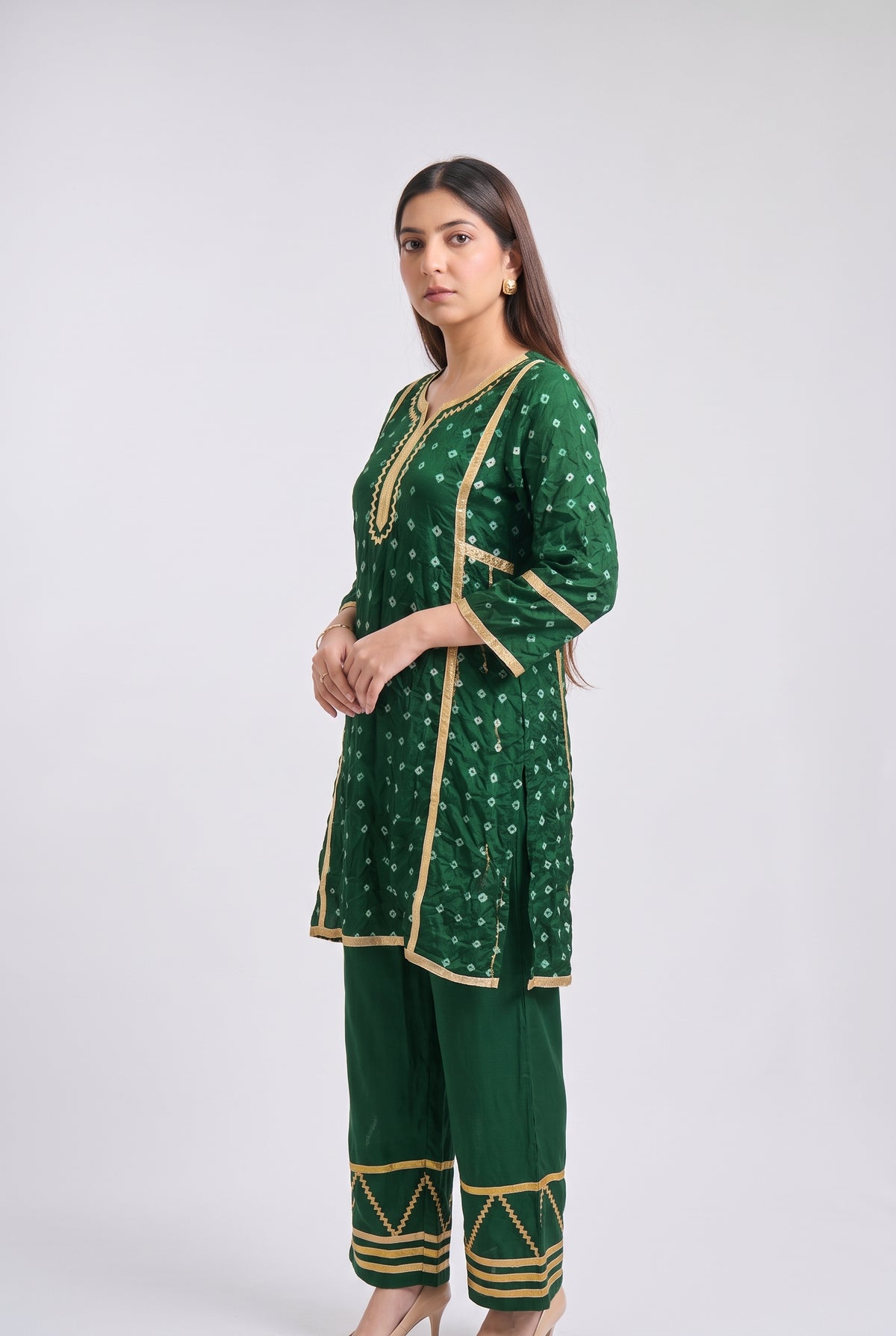 Tbfo Bandhu Embroidered Kurta & Pant Set