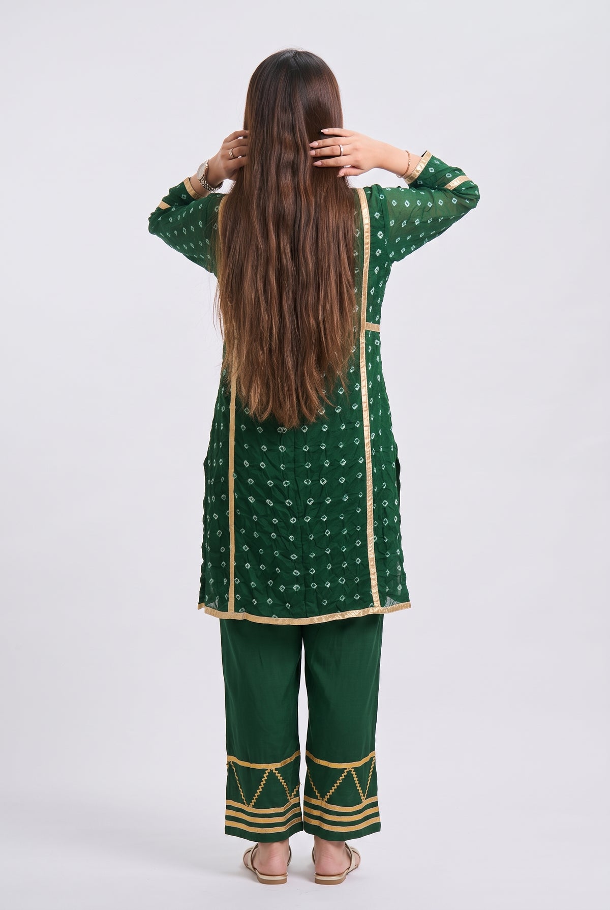 Tbfo Bandhu Embroidered Kurta & Pant Set