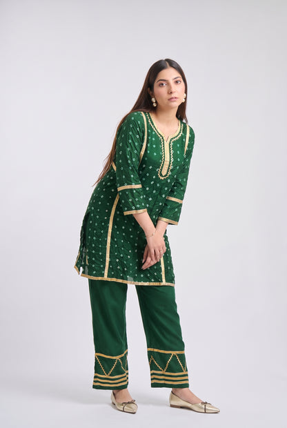 Tbfo Bandhu Embroidered Kurta & Pant Set