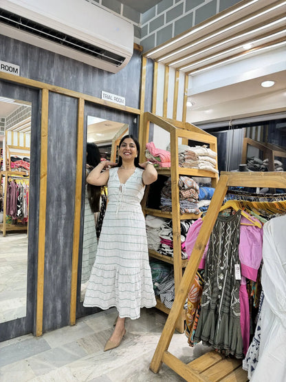Linen line dress - TBFO
