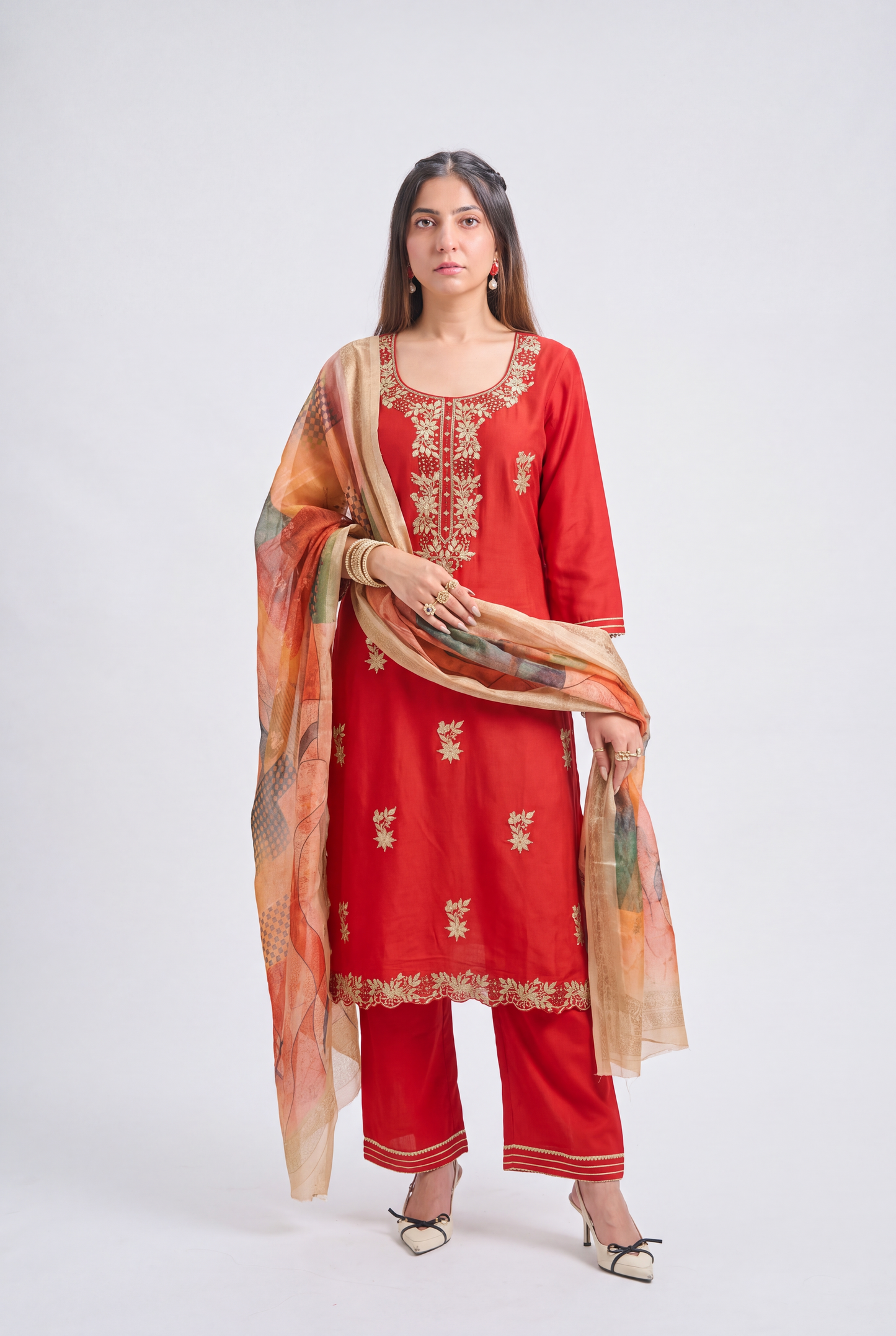 Tbfo Red embroidered festive suit set