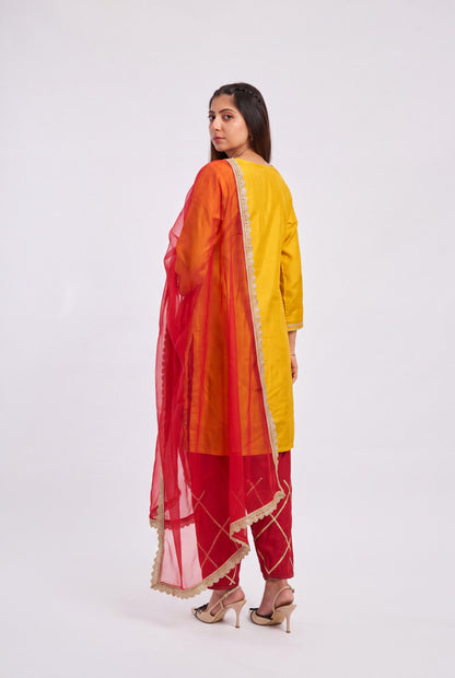 Tbfo Sunehri Noor Suit Set