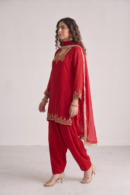 Tbfo Embroidered Red Embroidered – Golden Embroidered 3-Piece Kurta Set