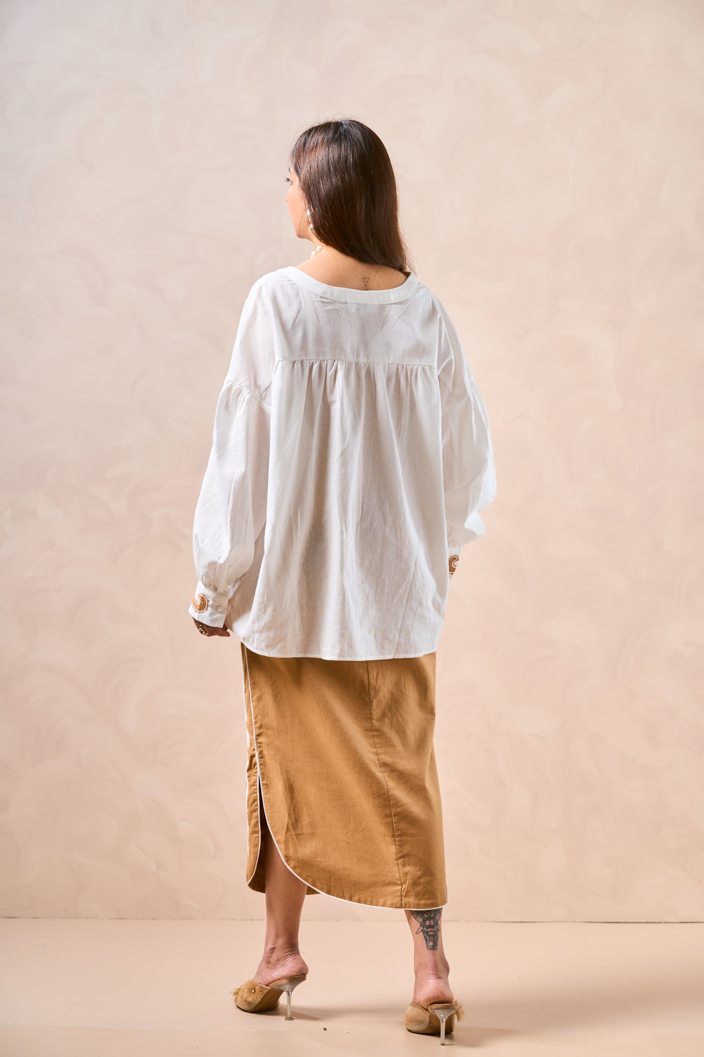 Young white and rich skort