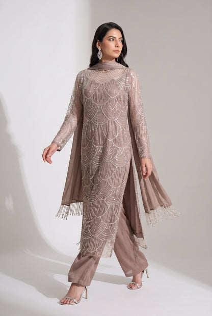 Tbfo Bestie Ki Shadhi – Shimmer Embellished Kurta Pant Set with Dupatta