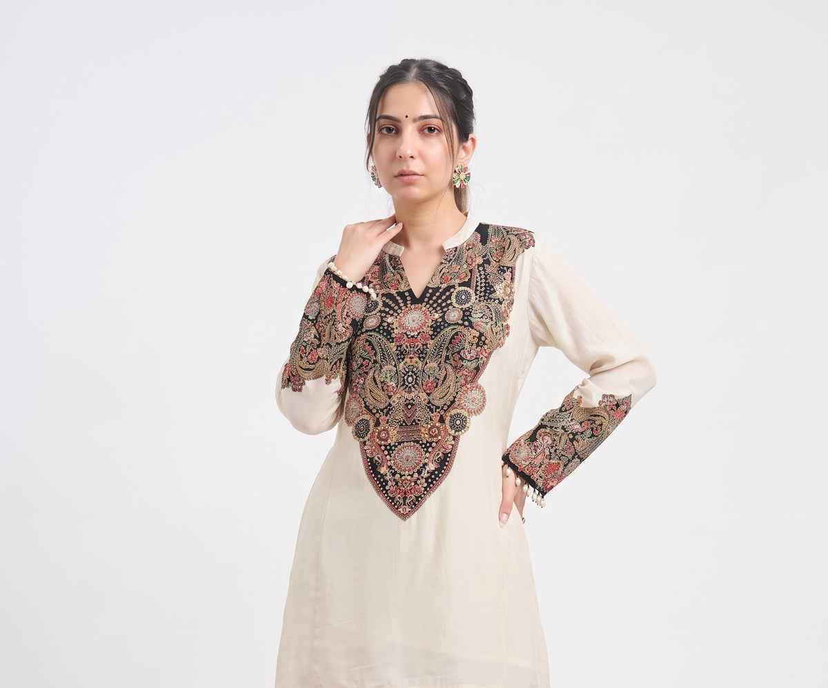Tbfo Chand Embroidered Kurta & Pant Set