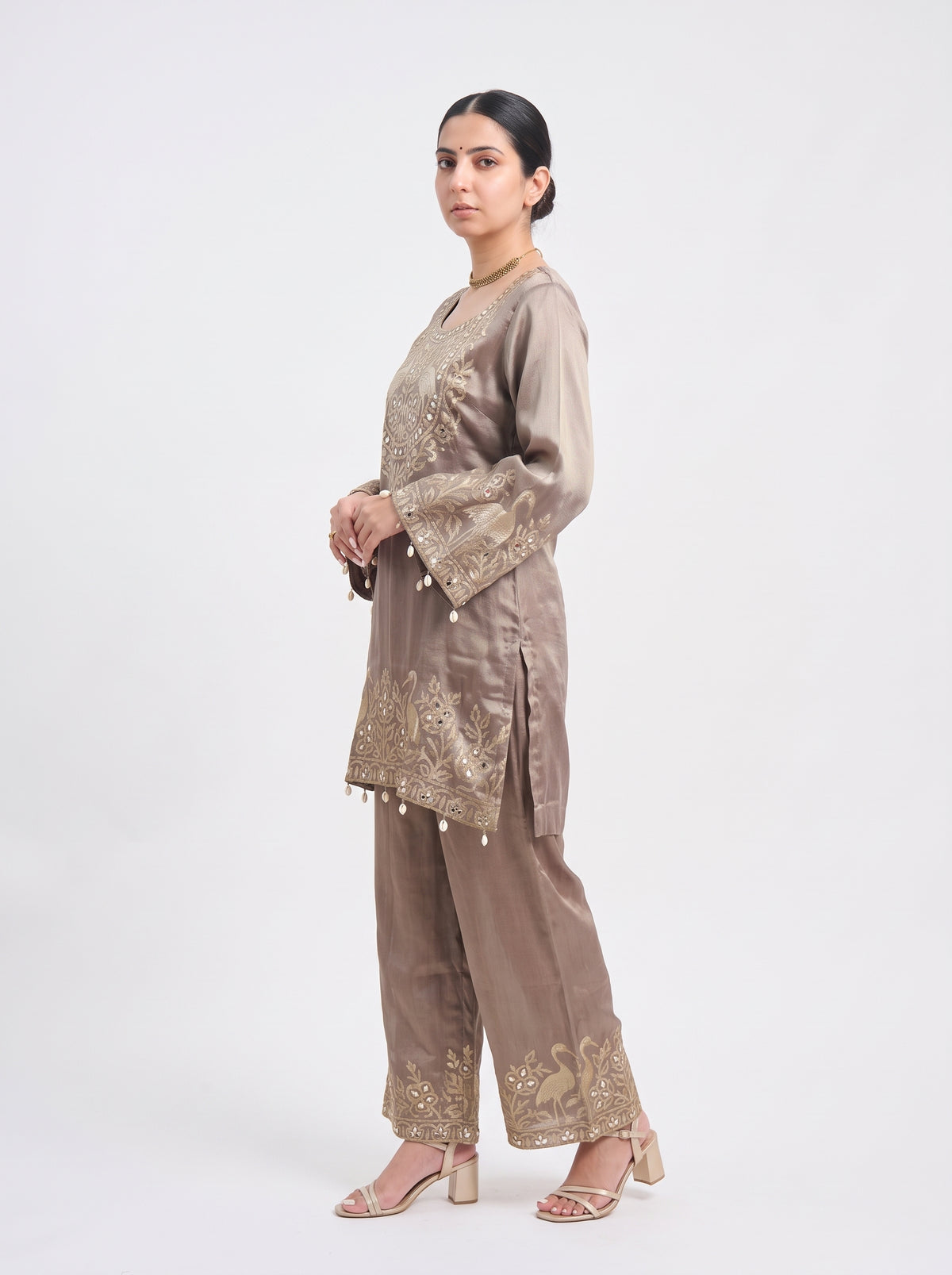 Tbfo Chandi Mor Embroidered Kurta & Pant Set