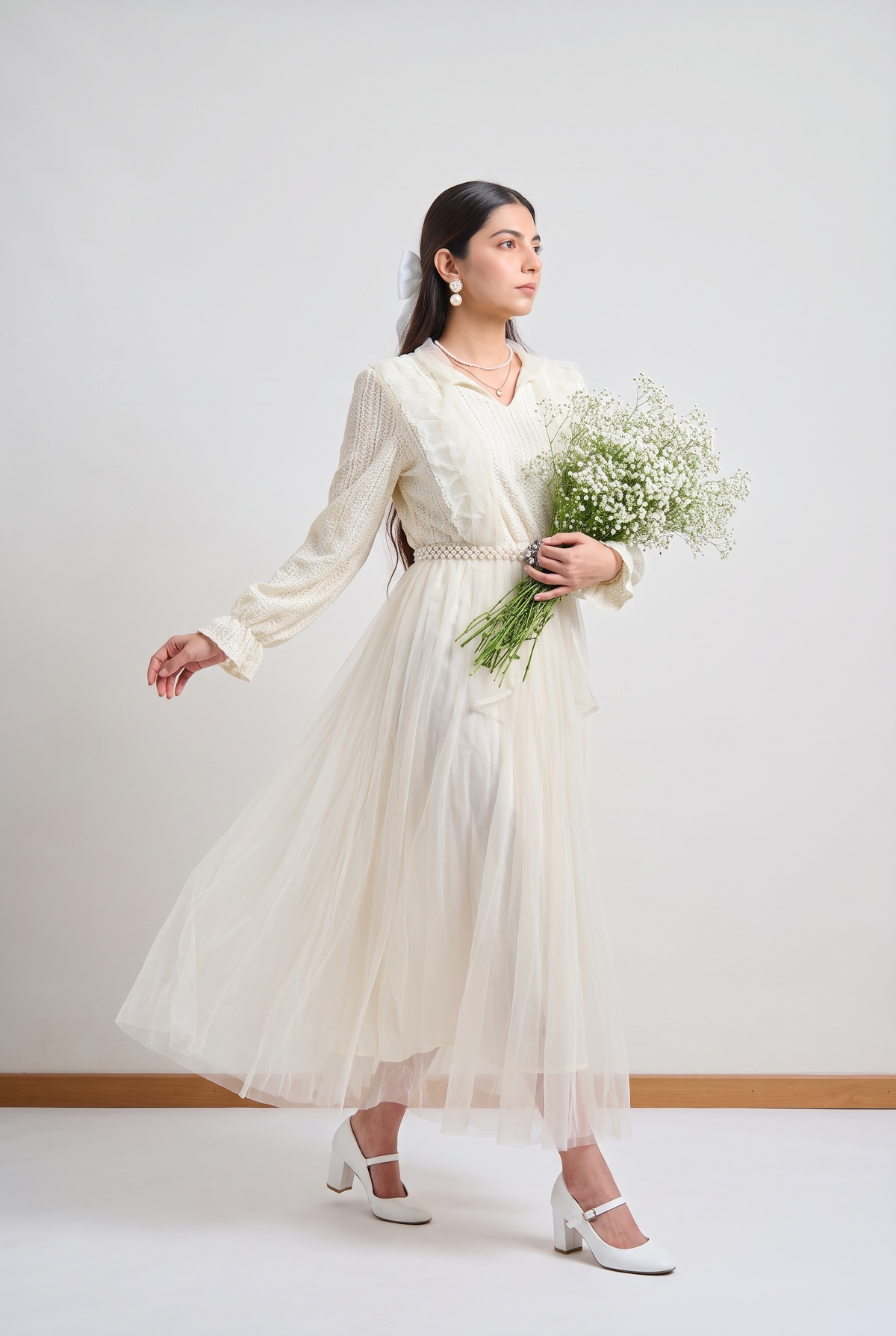 Tbfo Fairy Tale – Elegant Off White Ruffle Detail Maxi Dress