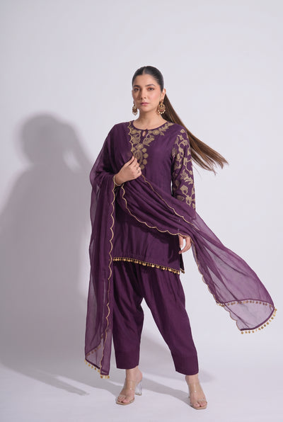 Tbfo Jamuni – Embroidered Kurta Set
