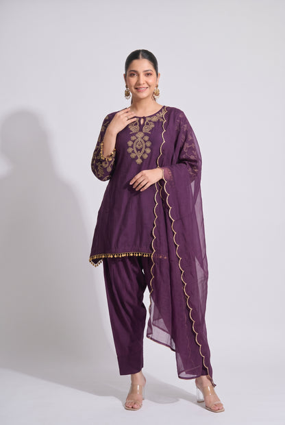 Tbfo Jamuni – Embroidered Kurta Set