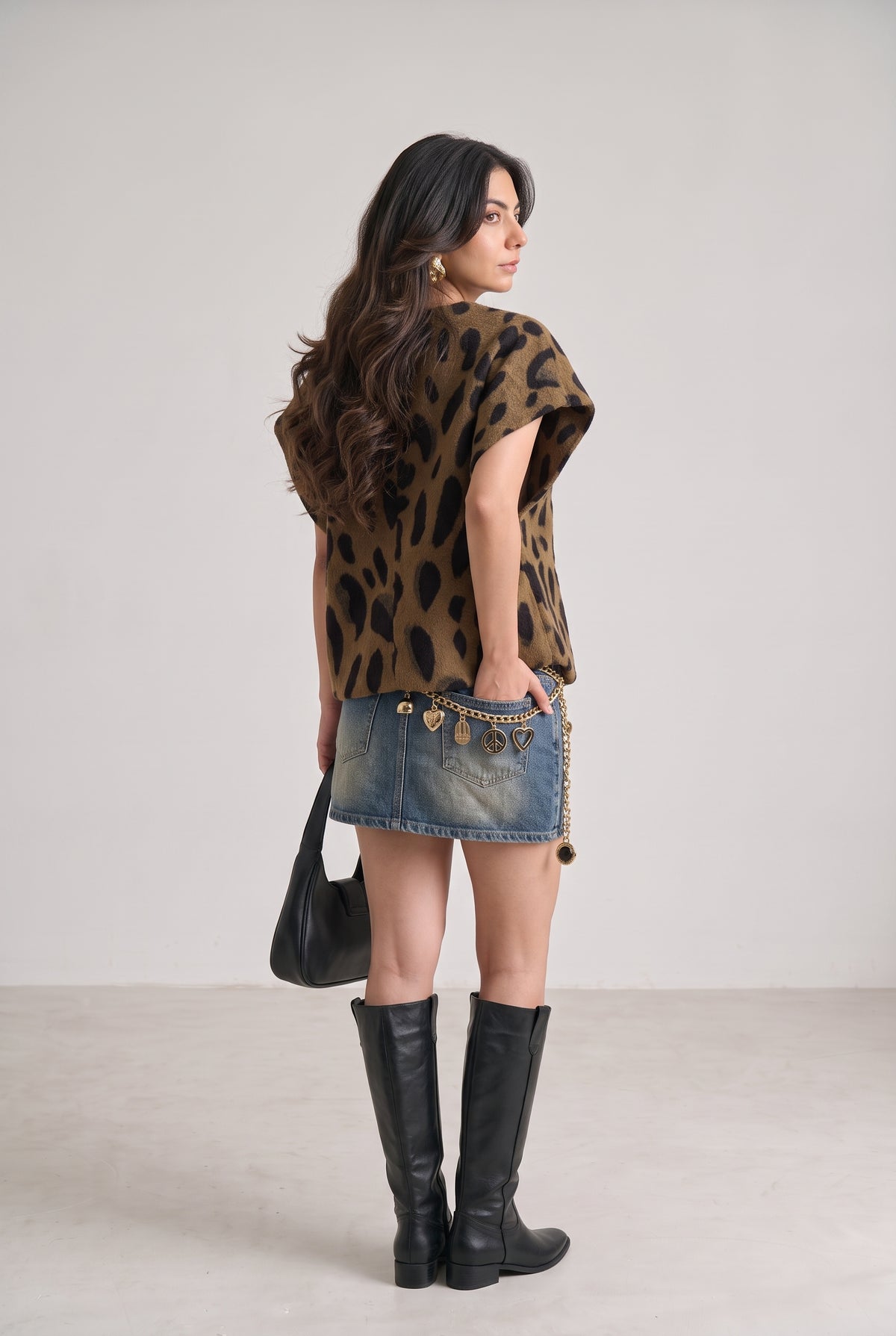 Tbfo Jungle Mein Dangal Top – Brown Leopard Print V-Neck Button-Down Statement Top