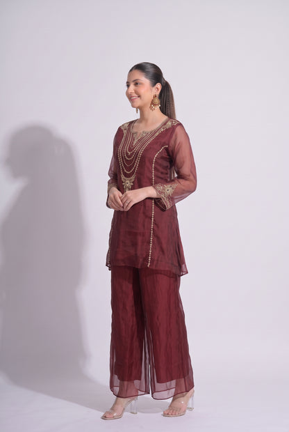 Tbfo Lal Shabnam – Embroidered Coord set
