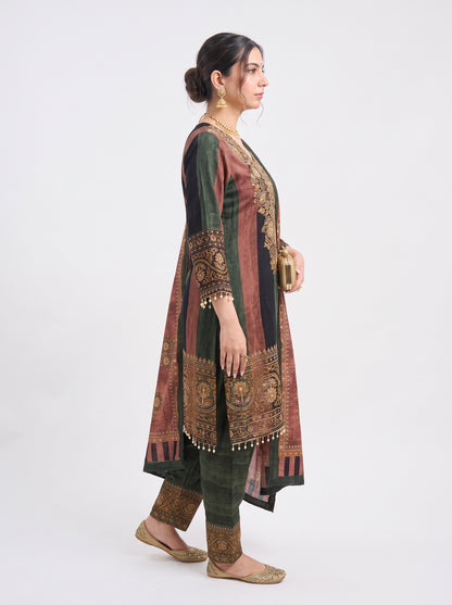 Tbfo Nawabi poshak Embroidered Kurta Pant & Dupatta Set