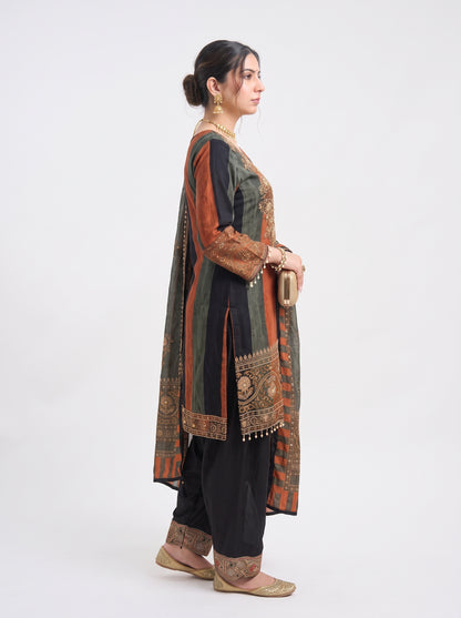 Tbfo Nawabi poshak Embroidered Kurta Pant & Dupatta Set