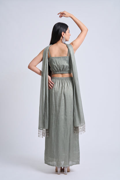 Tbfo Pooh Girlie – Embellished Crop Top Skirt & Dupatta Set