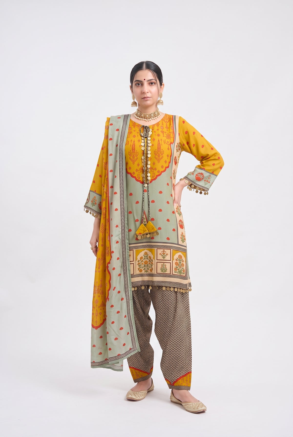 Tbfo Sikka Printed Kurta Pant & Dupatta Set