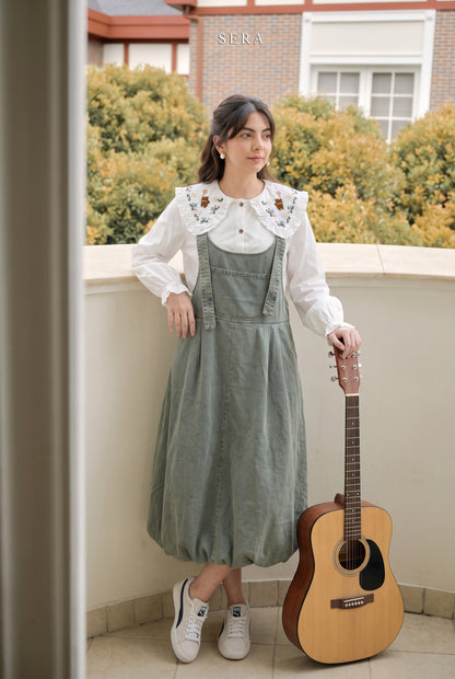Tbfo Tbfo Young Dumb Broke – Embroidered Collar Shirt with Sage Green Pinafore Bubble Dress