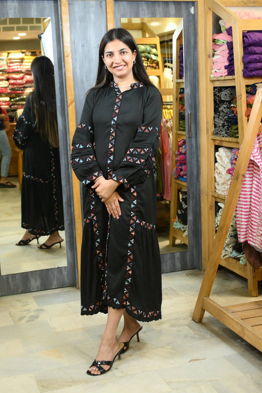 Clove dress black - TBFO