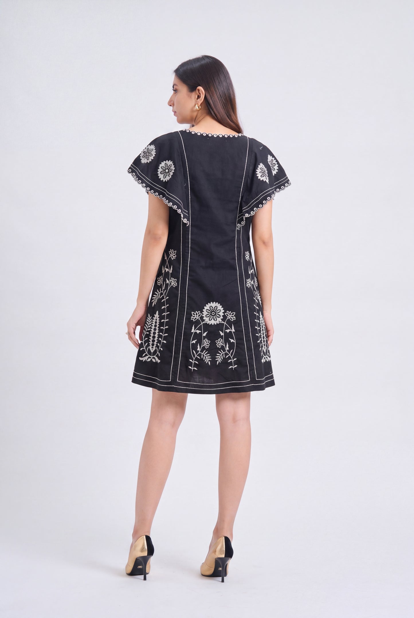 Tbfo Baby Soap Black Short Dress