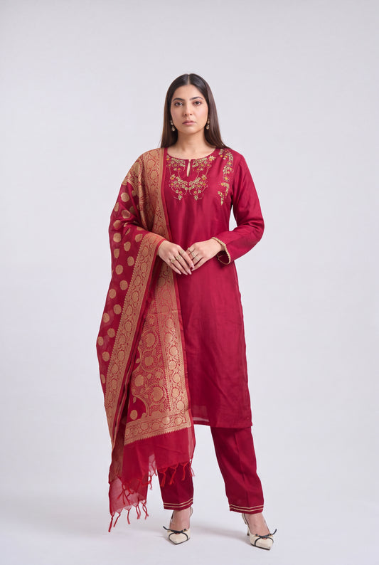 Tbfo Aafreen Banarasi Suit Set
