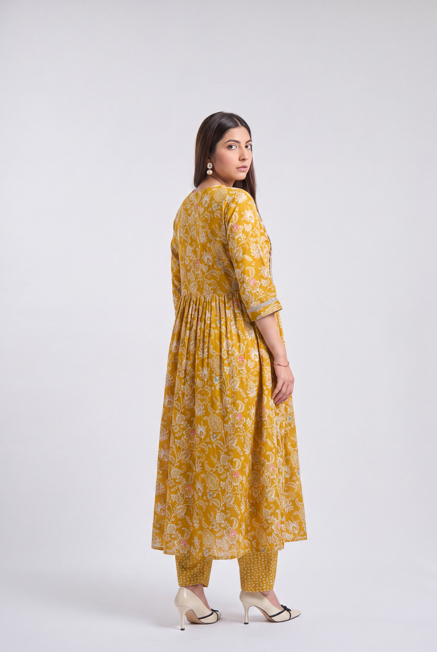 Tbfo Sunehri Gul Anarkali Kurta Set