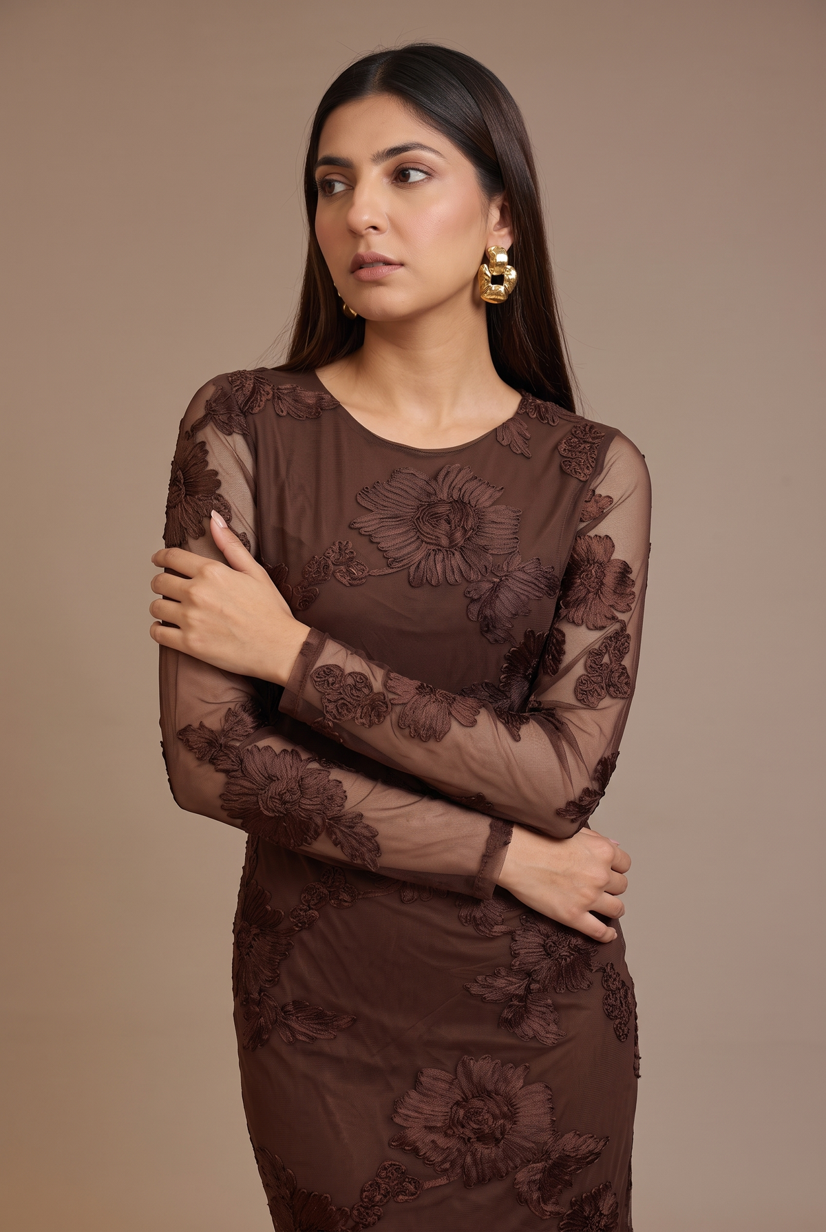 Tbfo Wineary – Elegant Embroidered Dress