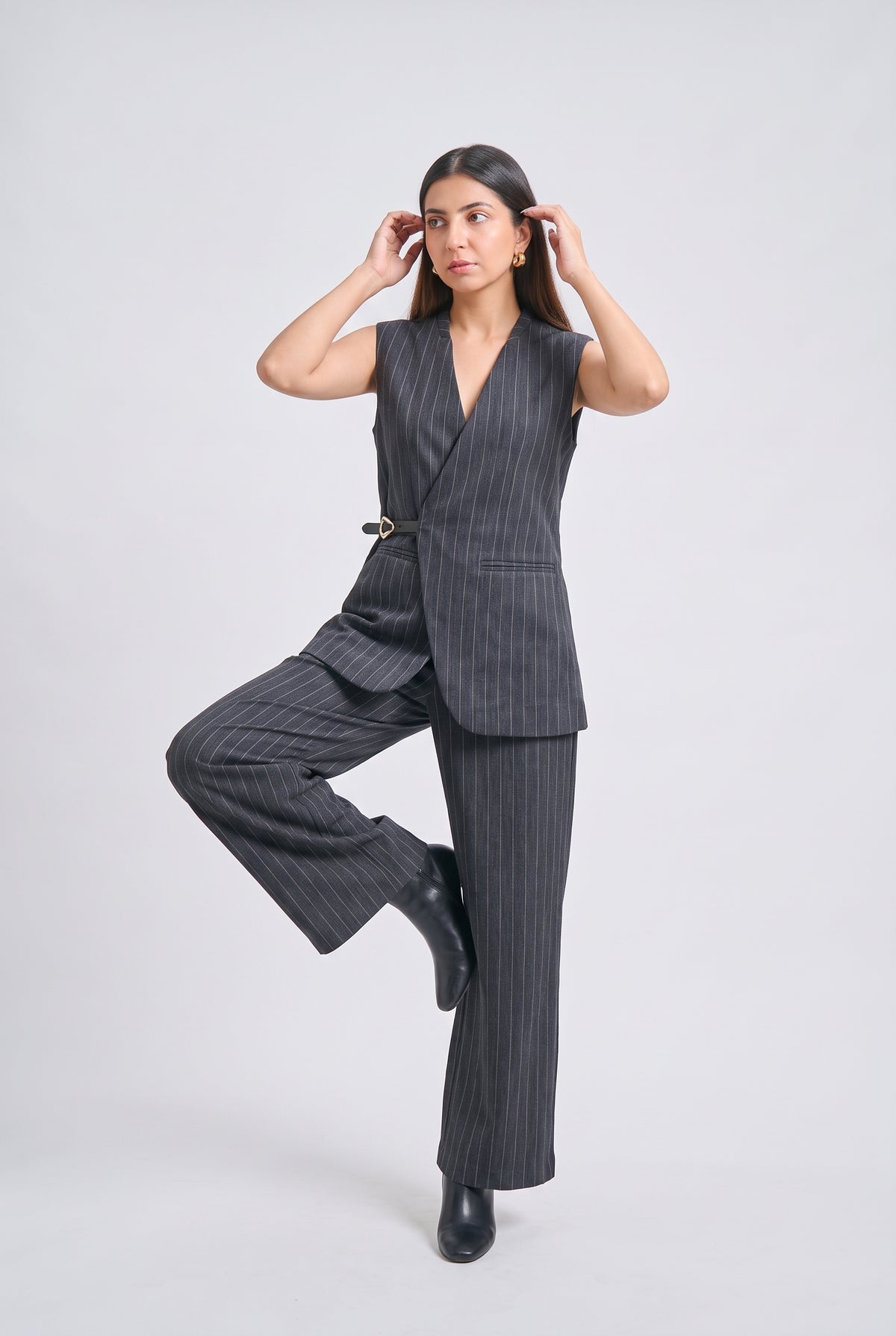 Tbfo The Good Wife – Elegant Pinstripe Vest & Wide-Leg Pant Set