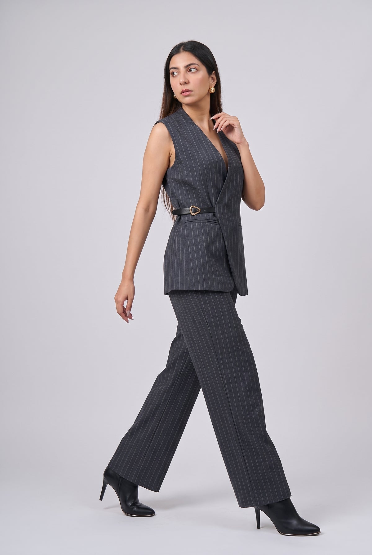 Tbfo The Good Wife – Elegant Pinstripe Vest & Wide-Leg Pant Set