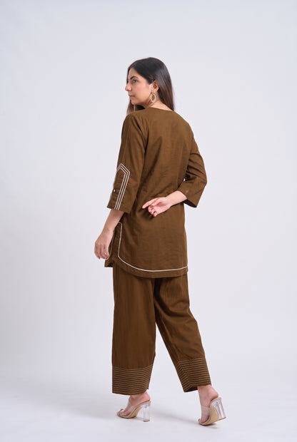 Tbfo Dhabba – Contrast Piping Kurta Pant Set