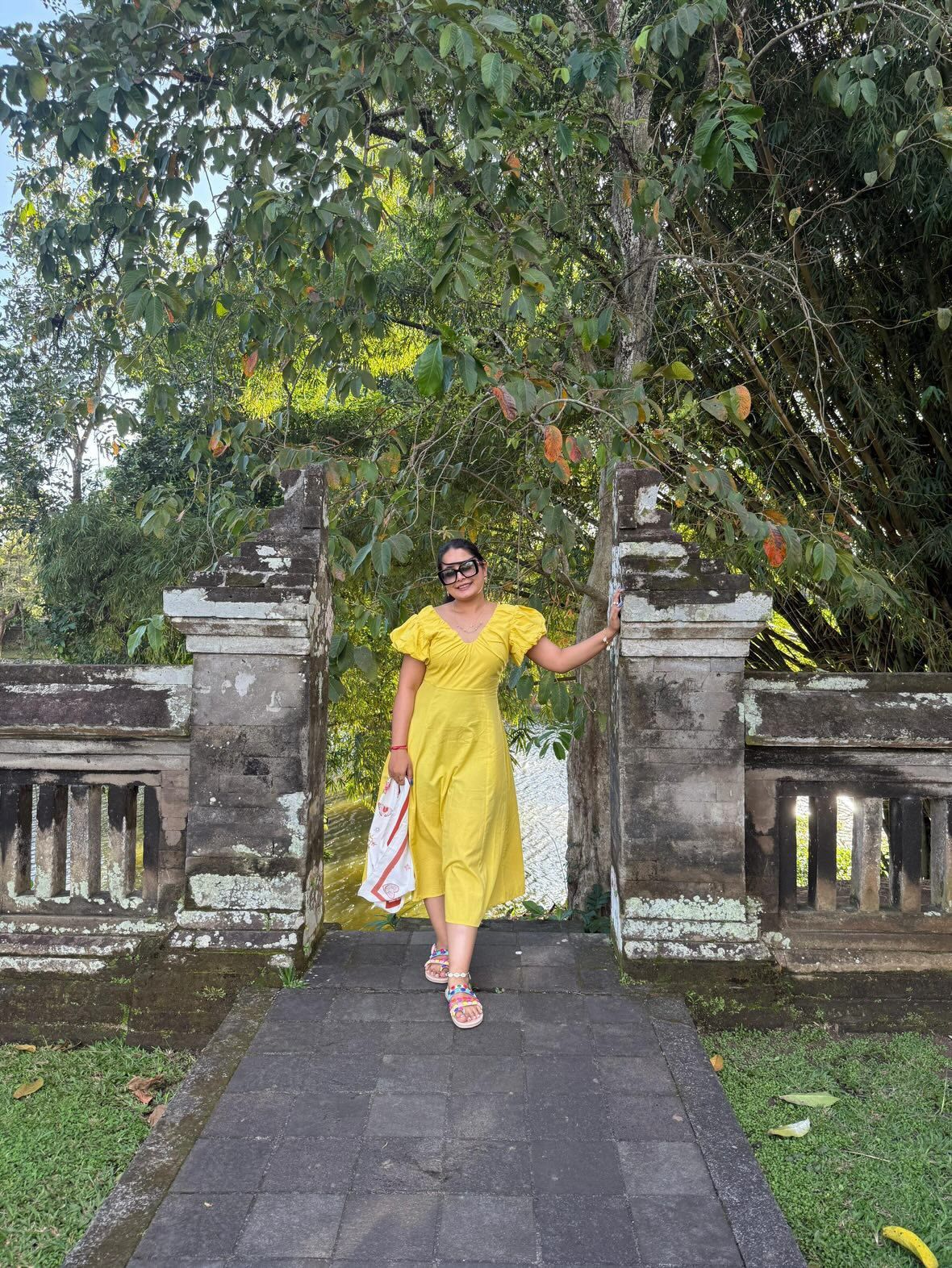 Kacha Mango Bite