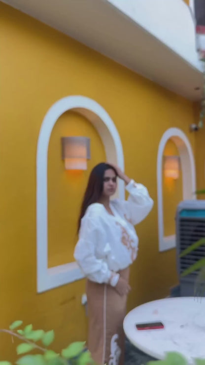 Young white and rich skort