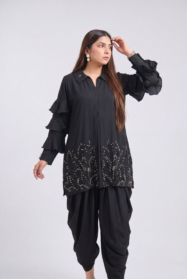 Tbfo Mahira Black Embroidery Set